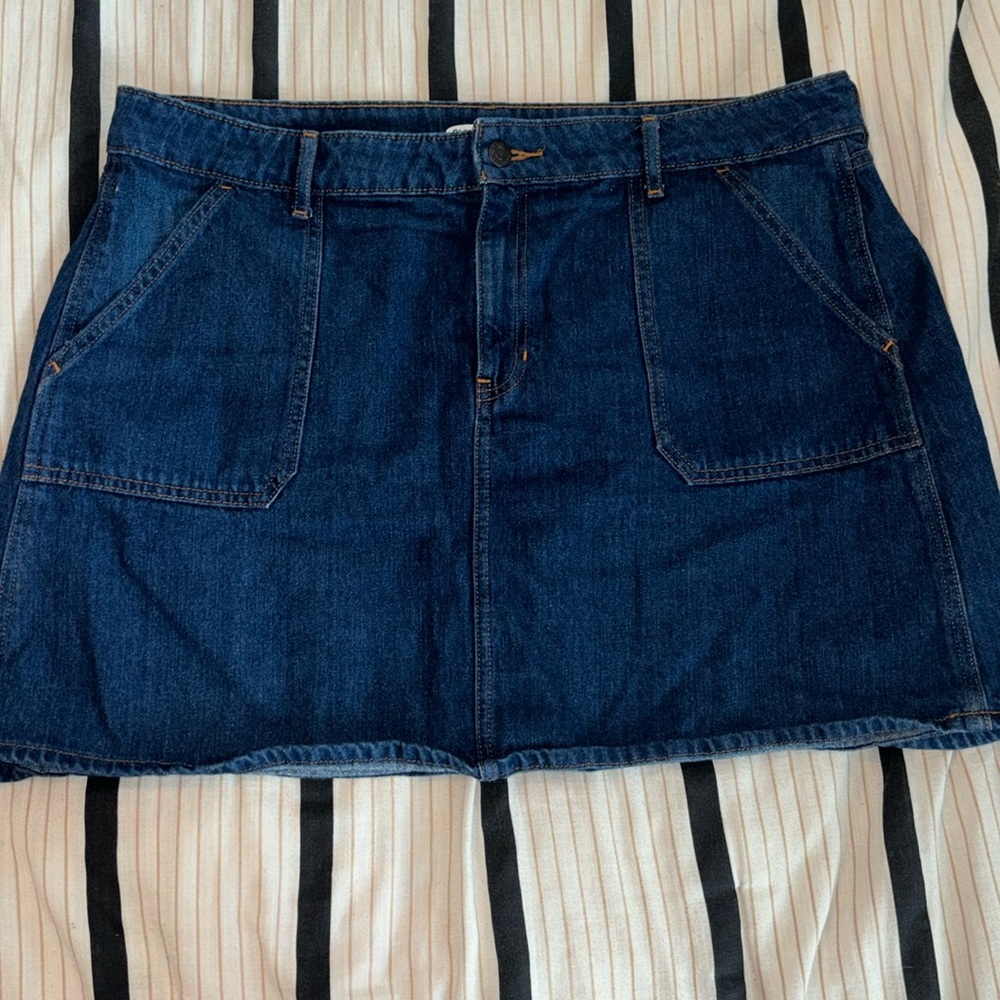 Old navy skirt